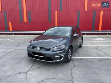 Авто Volkswagen E-Golf 2019 № 7781622