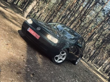 Авто Volkswagen Golf 2002 № 7781668