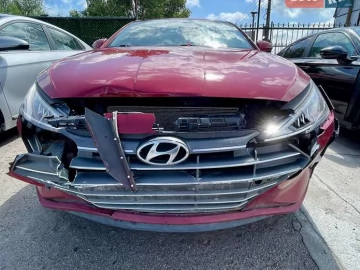 Авто Hyundai Elantra 2018 № 7781713