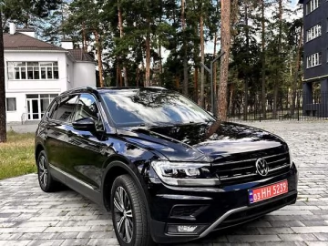 Авто Volkswagen Tiguan 2019 № 7781883