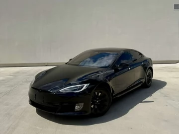 Авто Tesla Model S 2018 № 7781887