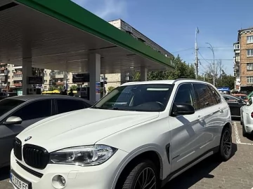 Авто BMW X5 2017 № 7781894