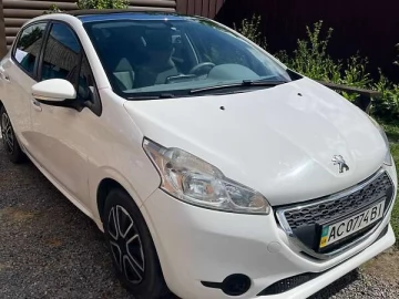 Авто Peugeot 208 2013 № 7781963