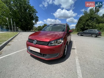 Авто Volkswagen Touran 2011 № 7782179