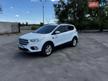 Авто Ford Escape 2017 № 7782204