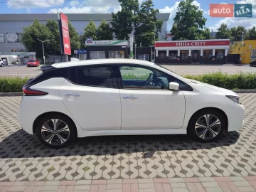 Авто Nissan Leaf 2021 № 7782209
