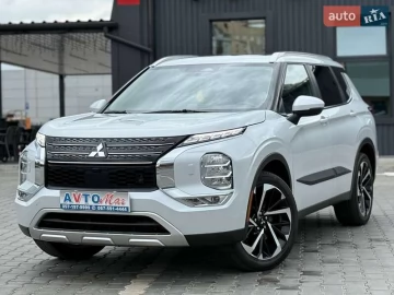 Авто Mitsubishi Outlander 2022 № 7782267