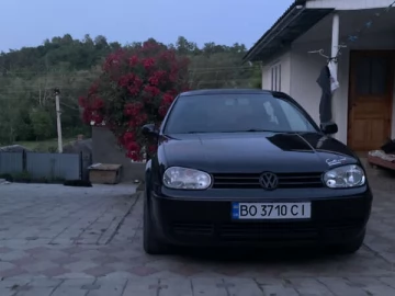 Авто Volkswagen Golf 1999 № 7782303