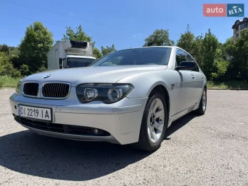 Авто BMW 7 Series 2002 № 7782359