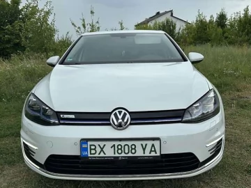 Авто Volkswagen E-Golf 2020 № 7782418