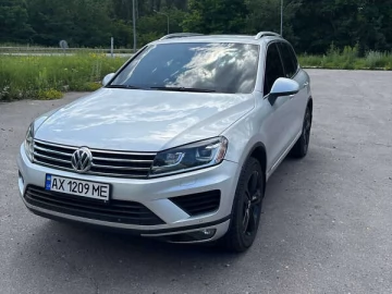 Авто Volkswagen Touareg 2017 № 7782434