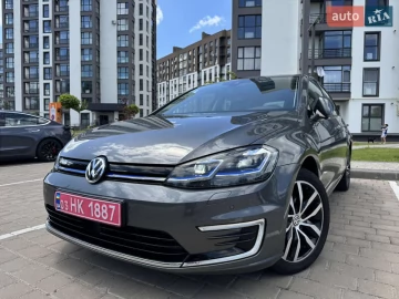 Авто Volkswagen E-Golf 2020 № 7782648