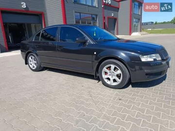 Авто Skoda Superb 2002 № 7782789