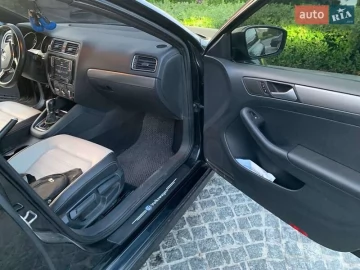Авто Volkswagen Jetta 2015 № 7782878