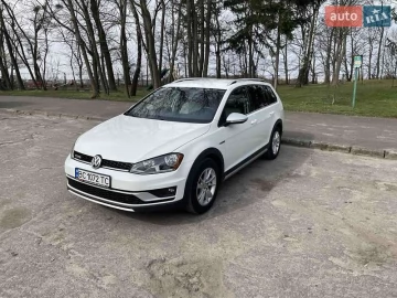 Авто Volkswagen Golf 2017 № 7782909
