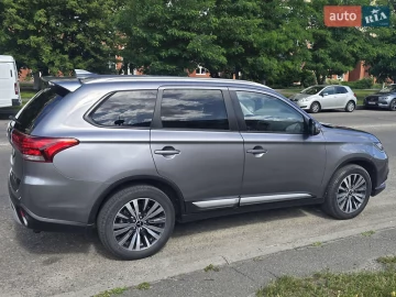 Авто Mitsubishi Outlander 2021 № 7782941