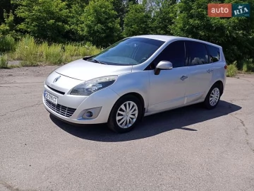 Авто Renault Grand Scenic 2010 № 7783095