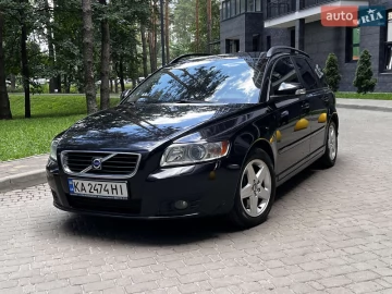 Авто Volvo V50 2009 № 7783104