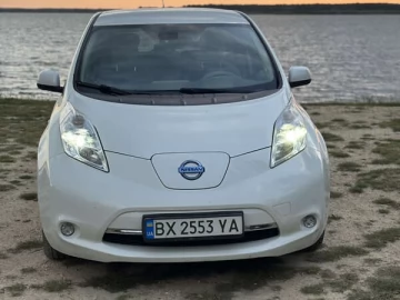 Авто Nissan Leaf 2010 № 7783315