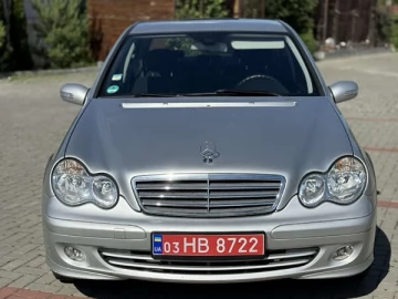 Авто Mercedes C-Class 2005 № 7783367