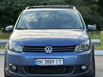 Авто Volkswagen Touran 2011 № 7783432