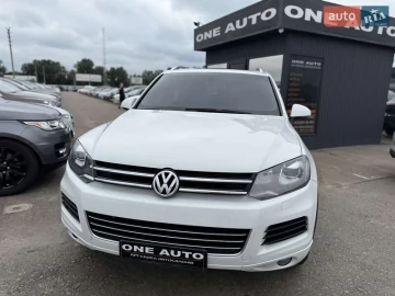 Авто Volkswagen Touareg 2014 № 7783482