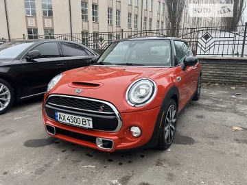 Авто MINI Hatch 2018 № 7783485
