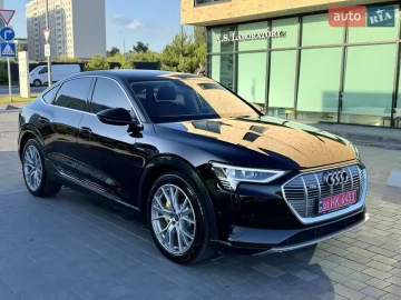 Авто Audi E-Tron 2023 № 7783544