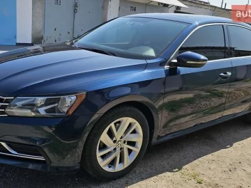 Авто Volkswagen Passat 2017 № 7783603