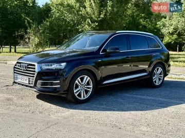 Авто Audi Q7 2016 № 7783617