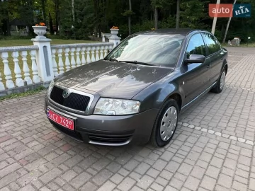 Авто Skoda Superb 2005 № 7783642