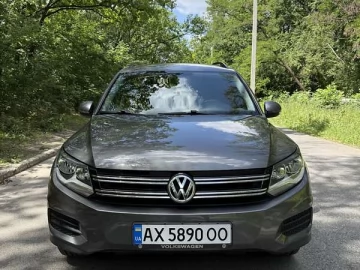 Авто Volkswagen Tiguan 2017 № 7783717