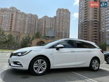 Авто Opel Astra 2019 № 7783767