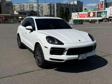 Авто Porsche Cayenne 2021 № 7783789