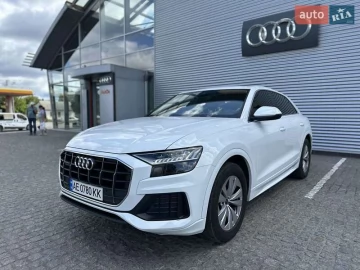 Авто Audi Q8 2023 № 7783878