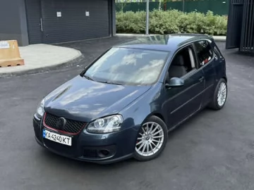 Авто Volkswagen Golf 2004 № 7783904