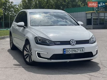 Авто Volkswagen E-Golf 2014 № 7783920