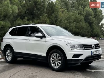 Авто Volkswagen Tiguan 2017 № 7783961
