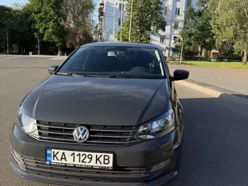 Авто Volkswagen Polo 2016 № 7784014