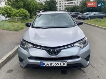 Авто Toyota Rav4 2018 № 7784060