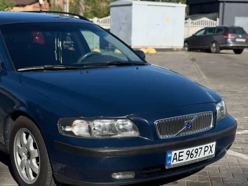Авто Volvo V70 2002 № 7784146