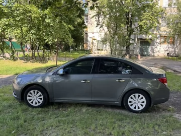 Авто Chevrolet Cruze 2012 № 7784150
