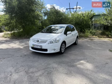 Авто Toyota Auris 2011 № 7784171