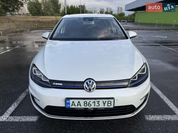 Авто Volkswagen E-Golf 2016 № 7784194