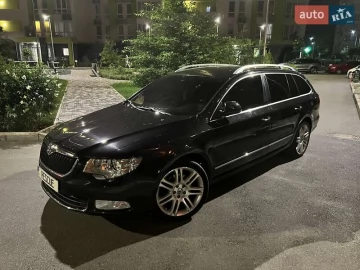 Авто Skoda Superb 2011 № 7784196