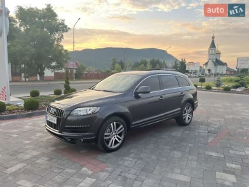 Авто Audi Q7 2010 № 7784210