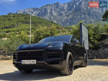 Авто Porsche Cayenne 2023 № 7784255