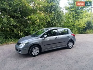 Авто Nissan Tiida 2010 № 7784304