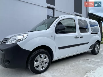 Авто Renault Kangoo 2020 № 7784375
