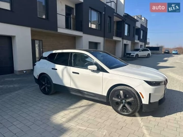 Авто BMW Ix 2024 № 7784423